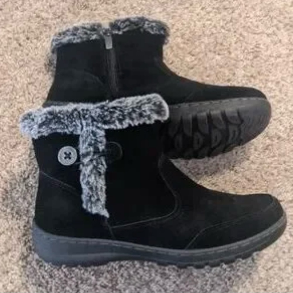 Khombu Black and Gray Ankle Boots with Faux-Fur Trim